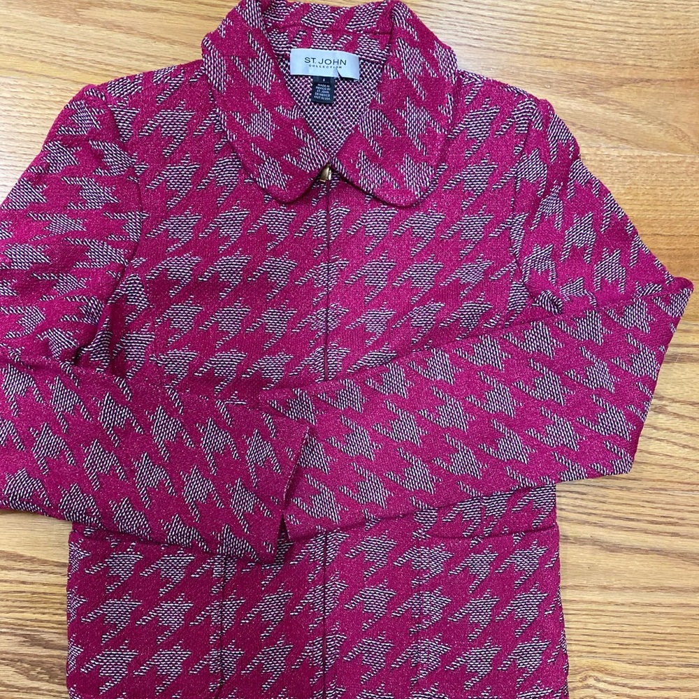 Pink houndstooth St. John jacket